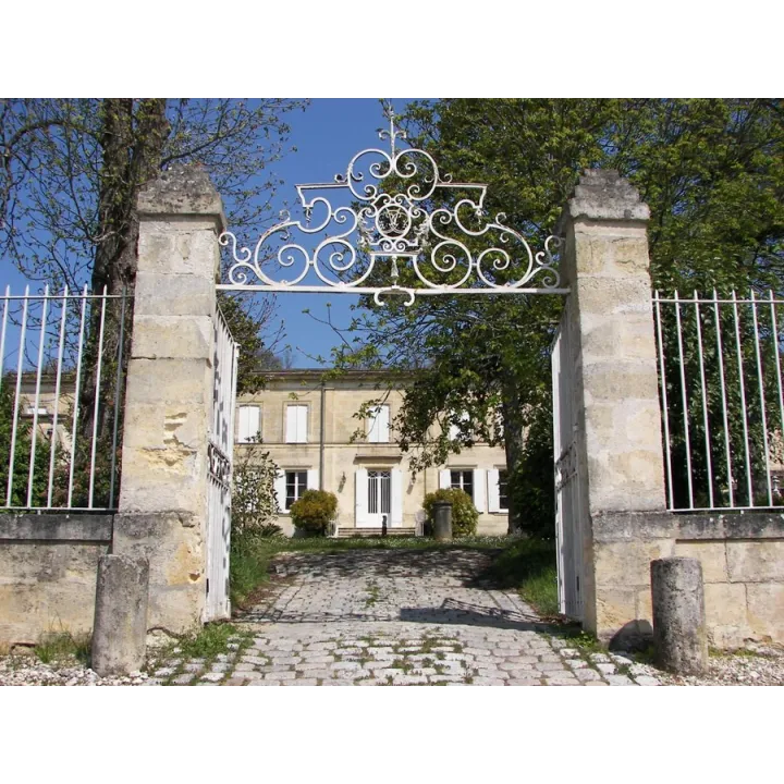Château Luchey Bordeaux Rouge 2021
